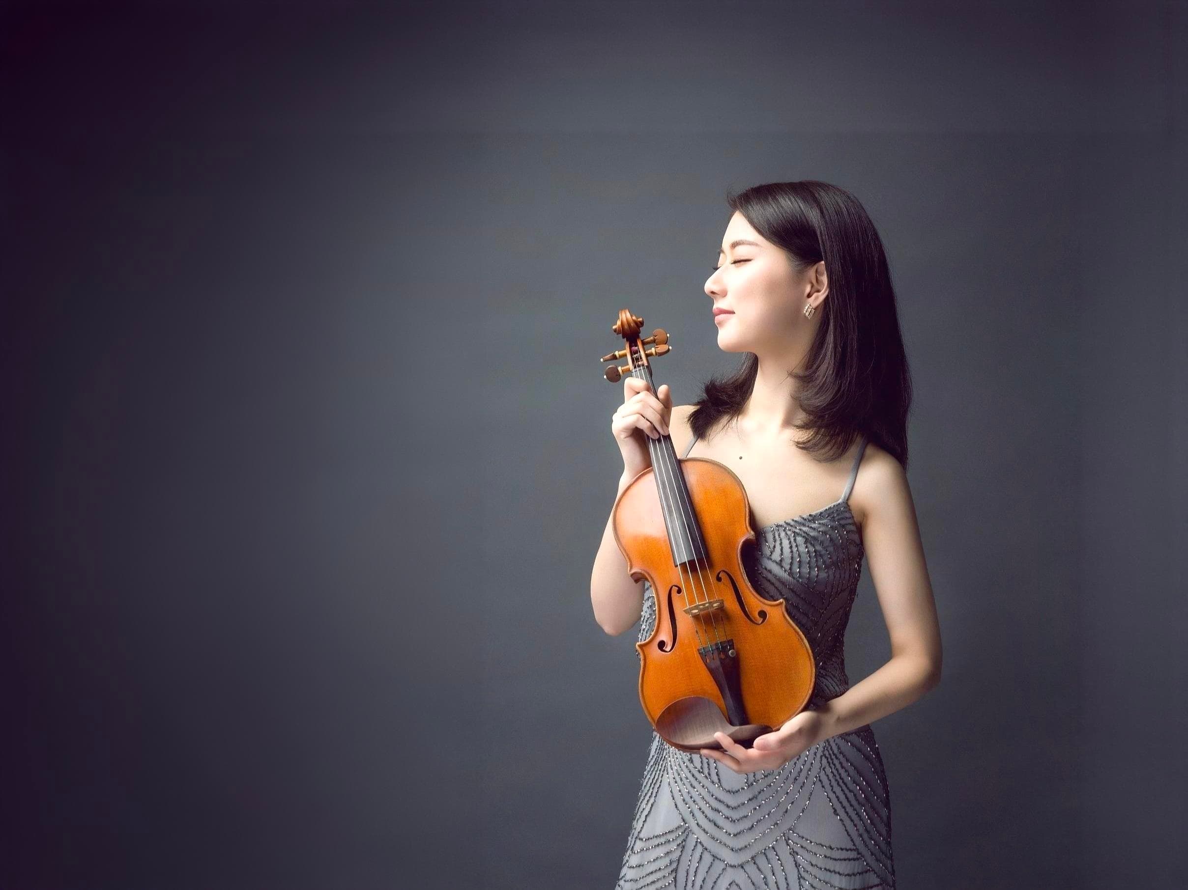 Yujie Molly He